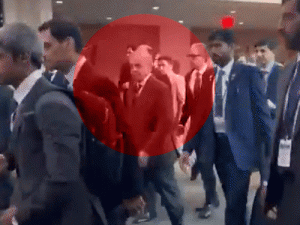 आतंकी हाफिज पर सवाल से भागे पाकिस्तानी PM शहबाज:UN में पत्रकारों ने पूछा- आतंकियों को पनाह देना कब बंद करेंगे; कोई जवाब नहीं दिया