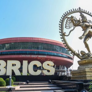 BRICS के वेज डिनर मेन्यू पर राहुल ने सवाल उठाया:किरेन रिजिजू बोले- दुनियाभर के नेताओं को भारतीय खाना पसंद आया, कांग्रेस इस पर राजनीति कर रही